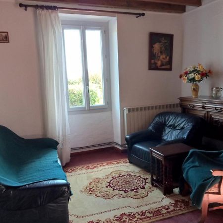 Maison de campagne Les Chênes. Panjas Extérieur photo